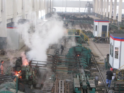 惠州无缝钢管厂家生产车间